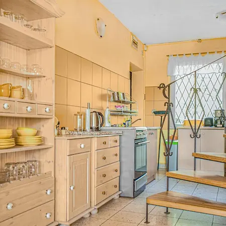 3 Bedroom Nice Apartment In Wolin Appartamento *