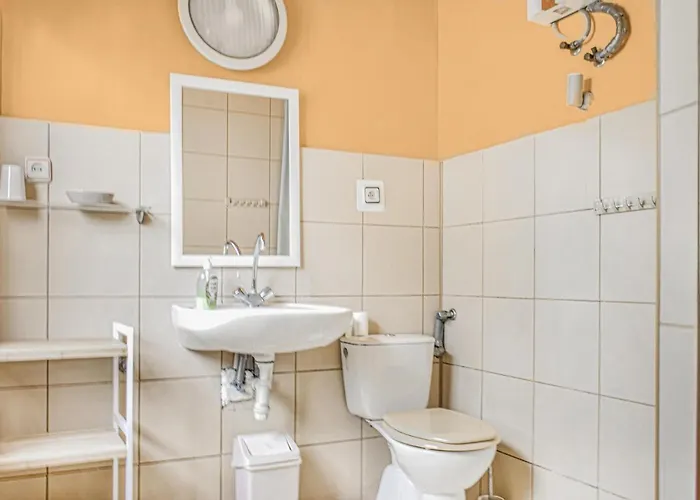 3 Bedroom Gorgeous In ولين